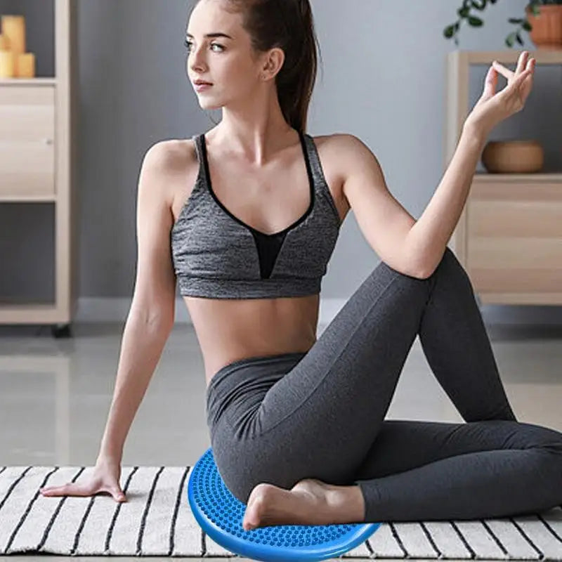 Balance Disc Wobble Seat Cushion with Pump – Core Strength & Posture Trainer for Kids & Adults