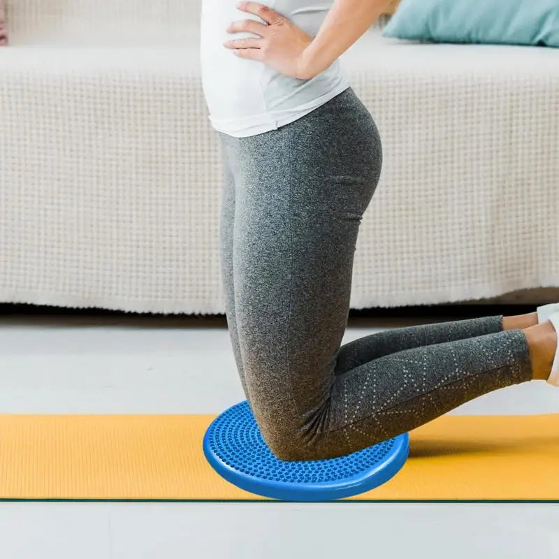 Balance Disc Wobble Seat Cushion with Pump – Core Strength & Posture Trainer for Kids & Adults